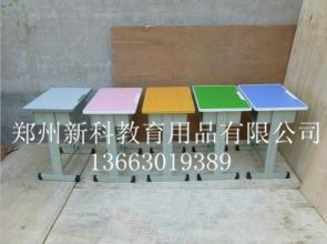 学生课桌椅
